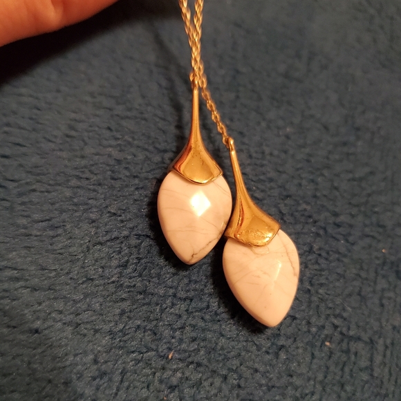 Ear thread Earrings - Picture 2 of 2